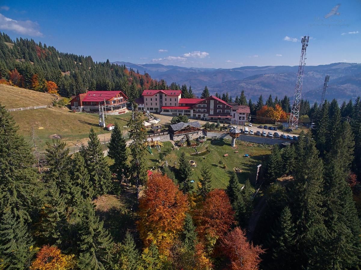 Отель Complex Turistic Alpina Blazna Sant Şanţ-4